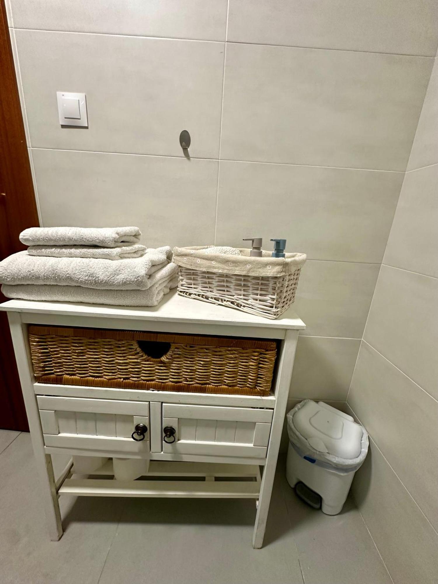 Habitacion Confort Centro Para 2 Personas กรานาดา ภายนอก รูปภาพ