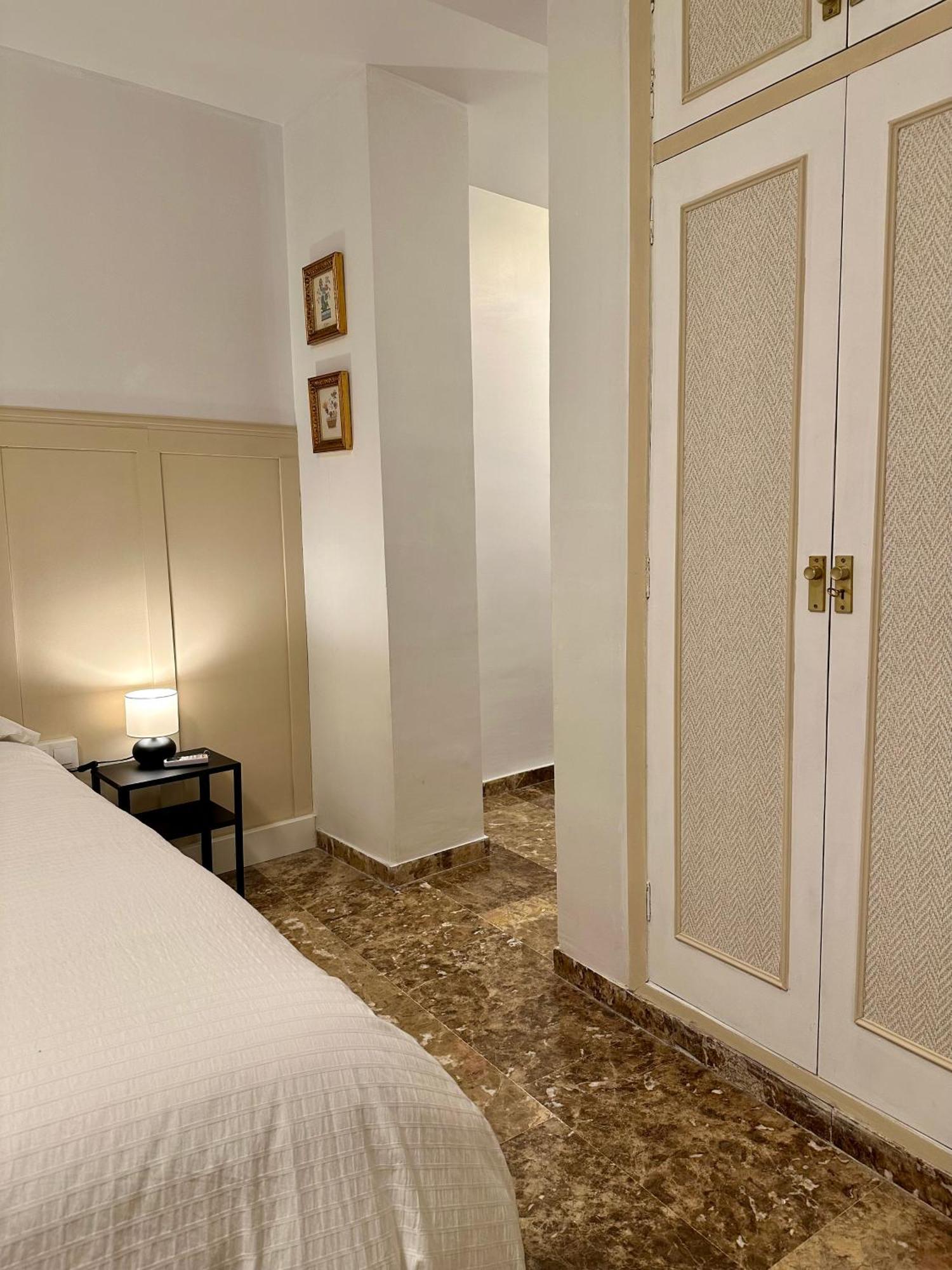 Habitacion Confort Centro Para 2 Personas กรานาดา ภายนอก รูปภาพ